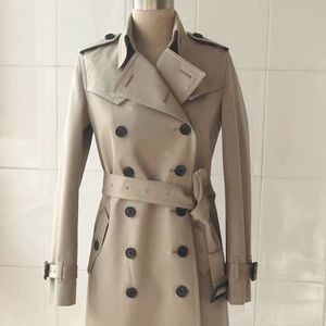 Burberry Heritage Trench Coat